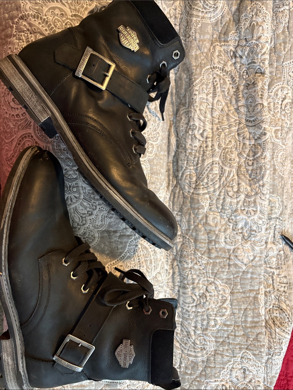 Men’s Harley Davis boots size 9